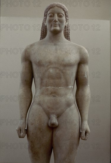 Détail d'une statue d'un kouros