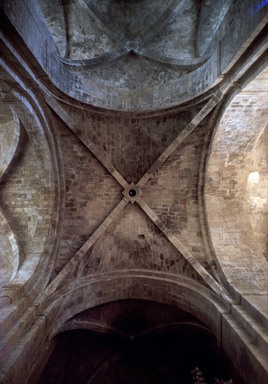 CRUCERO DE LA BASILICA. BOVEDA DE CRUCERIA.
SANTES CREUS, MONASTERIO SANTES CREUS
TARRAGONA