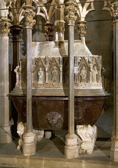 PANTEON REAL DE PEDRO III EL GRANDE
SANTES CREUS, MONASTERIO SANTES CREUS
TARRAGONA