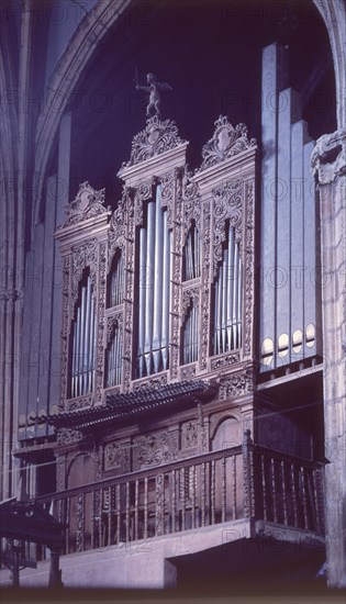 ORGANO
IBDES, IGLESIA PARROQUIAL
ZARAGOZA