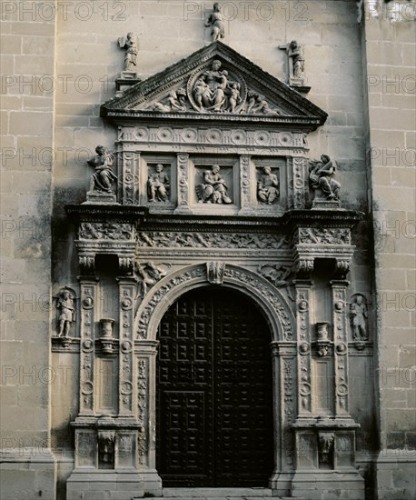 VANDELVIRA ANDRES 1509/75
PORTADA LATERAL-S XVI-RENACIMIENTO ANDALUZ
UBEDA, CAPILLA DEL SALVADOR
JAEN
This image is not downloadable. Contact us for the high res.