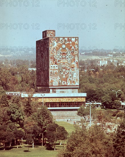 RIVERA DIEGO 1886/1957
CAMPO DE LA UNIVERSIDAD - MURAL
MEXICO DF, EXTERIOR
MEXICO