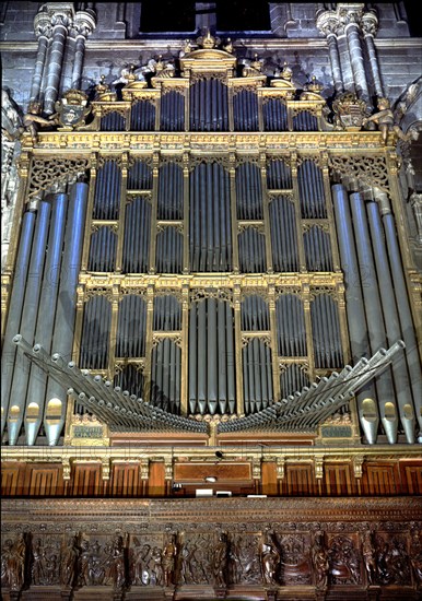 ORGANO DEL S XVIII
BURGOS, CATEDRAL-INTERIOR
BURGOS