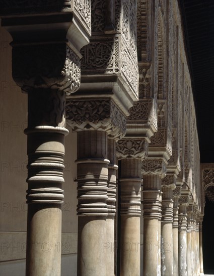 PATIO LEONES - CAPITELES
GRANADA, ALHAMBRA-PATIO DE LOS LEONES
GRANADA