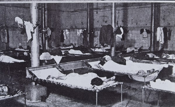 Hª DE CATALUÑA-FOTOGRAFIA-DORMITORIOS IMPROVISADOS PARA OBREROS-1910
MADRID, BIBLIOTECA NACIONAL
MADRID
This image is not downloadable. Contact us for the high res.