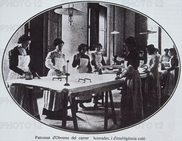 Hª DE CATALUÑA-FOTOGRAFIA DE CUADRO-PATRONATO DE PLANCHADORAS-1910
MADRID, BIBLIOTECA NACIONAL
MADRID
This image is not downloadable. Contact us for the high res.