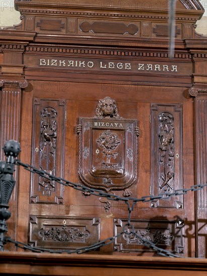 BIBLIOTECA-LEYES VIEJAS DE VIZCAYA
GUERNICA, CASA DE JUNTAS
VIZCAYA