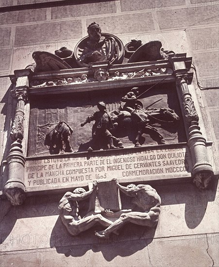 PLACA CONMEMORATIVA EN LA FACHADA DE LA IMPRENTA DE JUAN DE LA CUESTA - EDITORA DEL QUIJOTE
MADRID, EXTERIOR
MADRID