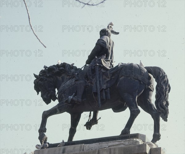 ESTATUA DE JAIME I EL CONQUISTADOR
VALENCIA, EXTERIOR
VALENCIA