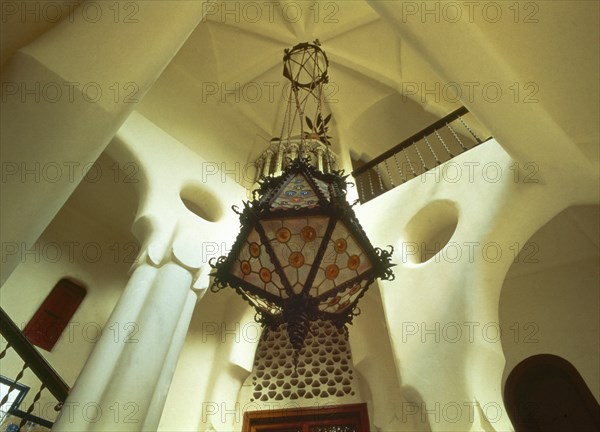 Gaudi, Intérieur de la maison Bellesguard