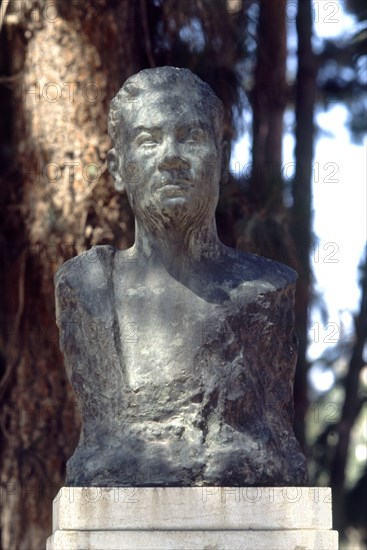 MONUMENTO A RUBEN DARIO 1867/1916
MALAGA, EXTERIOR
MALAGA