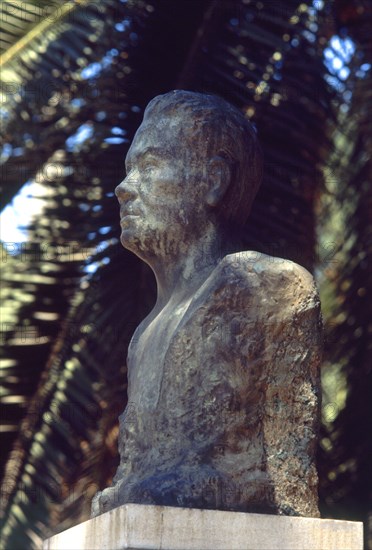 MONUMENTO A RUBEN DARIO
MALAGA, EXTERIOR
MALAGA