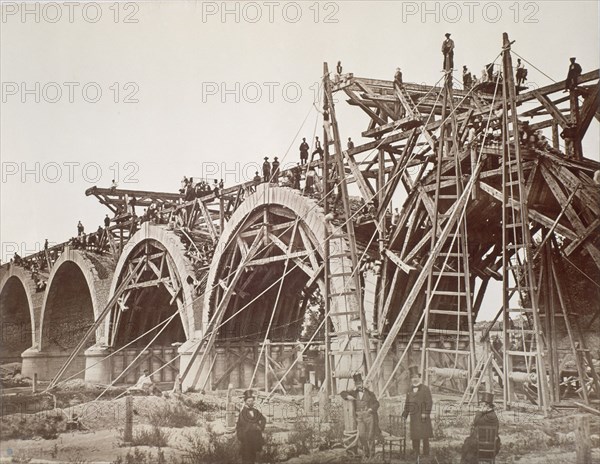 CLIFFORD CHARLES 1819/63
CONSTRUCCION DEL PUENTE DE LOS FRANCESES EN LA LINEA NORTE - 1861
Madrid, musée municipal