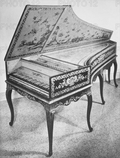 PIANO O ESPINETA O HARPSICHORD
This image is not downloadable. Contact us for the high res.