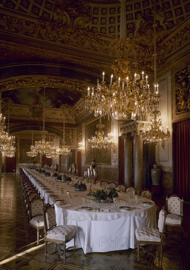 COMEDOR DE GALA - VISTA GENERAL
MADRID, PALACIO REAL-INTERIOR
MADRID
This image is not downloadable. Contact us for the high res.