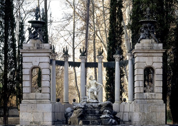 LEO ASTROLOGIA
FUENTE DE APOLO
ARANJUEZ, JARDINES REALES
MADRID