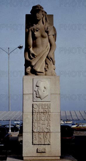 MONUMENTO A CARLOS ARNICHES
ALICANTE, EXTERIOR
ALICANTE