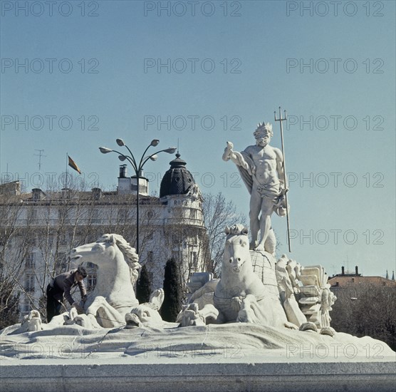 MENA JUAN PASCUAL DE 1707/1784
FUENTE DE NEPTUNO
MADRID, PLAZA DE CANOVAS DEL CASTILLO
MADRID