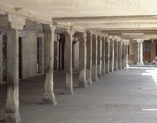 PLAZA MAYOR INTERIOR DE LOS SOPORTALES
VILLADIEGO, EXTERIOR
BURGOS
This image is not downloadable. Contact us for the high res.