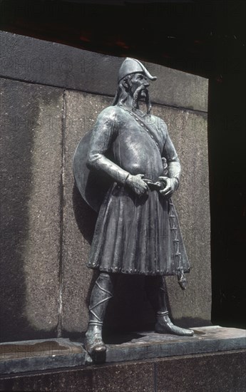 Vaa, Monument erected in honor of the Vikings (detail)