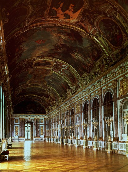 MANSART-LE BRUN
GALERIA DE ESPEJOS .1678 Y ss.
VERSALLES, PALACIO
FRANCIA