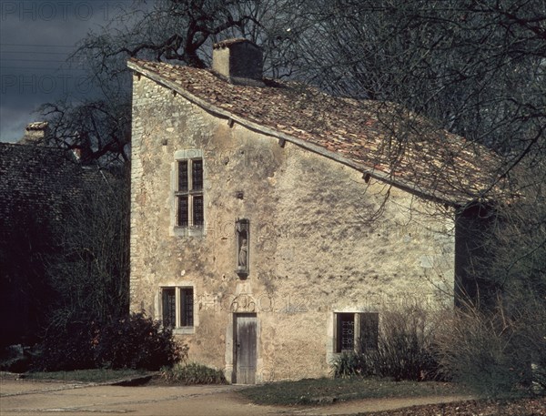 CASA DE JUANA DE ARCO
DOMREMY, EXTERIOR
FRANCIA