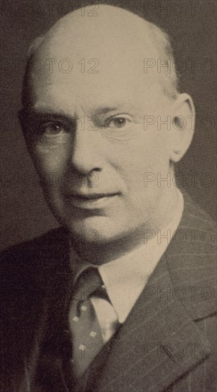 DENNIS ROBERTSON-EN AUTOBIOGRAFIA DE LORD ROBBINS-
This image is not downloadable. Contact us for the high res.
