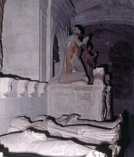 PANTEON-ESTATUA ORANTE:GARCIA III NAVARRA LLAMADO DE" NAJERA"1035/54
NAJERA, MONASTERIO SANTA MARIA REAL
RIOJA

This image is not downloadable. Contact us for the high res.