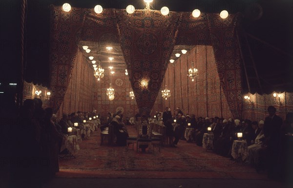 FUNERAL
CAIRO, INTERIOR
EGIPTO
This image is not downloadable. Contact us for the high res.