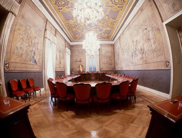 SALON DE COMISIONES -MESA REDONDA-
MADRID, SENADO-INTERIOR
MADRID
