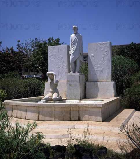 CEJAS ENRIQUE
MONUMENTO A TEOBALDO POWER
SANTA CRUZ, EXTERIOR
TENERIFE

This image is not downloadable. Contact us for the high res.