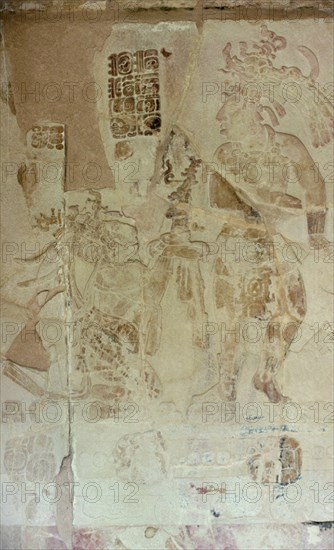 Temple XIV 
Figures en relief