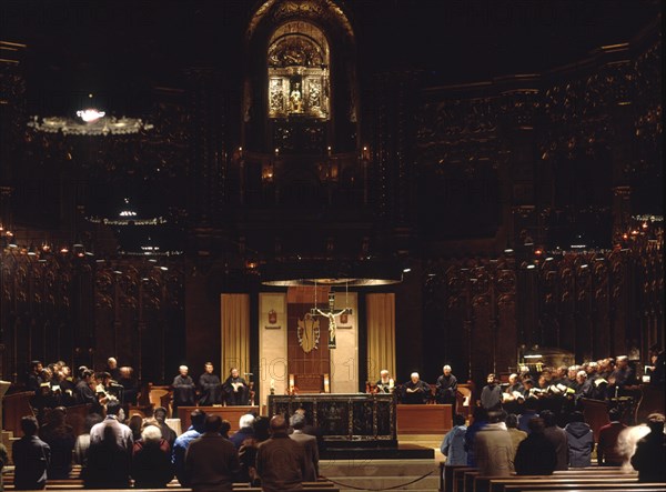 BASILICA-COMUNIDAD CANTANDO VISPERAS EN EL CORO
MONTSERRAT, MONASTERIO
BARCELONA

This image is not downloadable. Contact us for the high res.