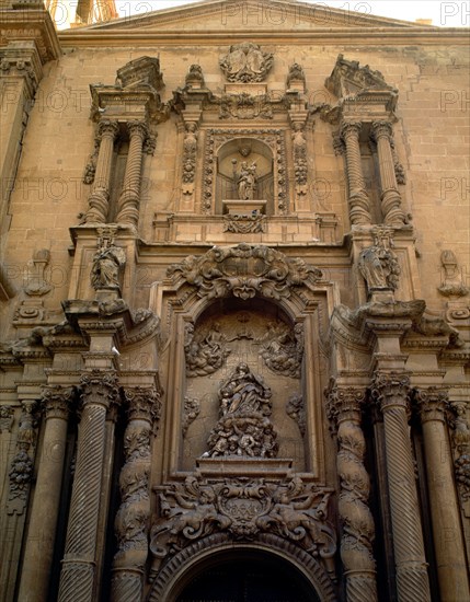 BUSSI NICOLAS
PORTADA
ELCHE, BASILICA DE SANTA MARIA
ALICANTE