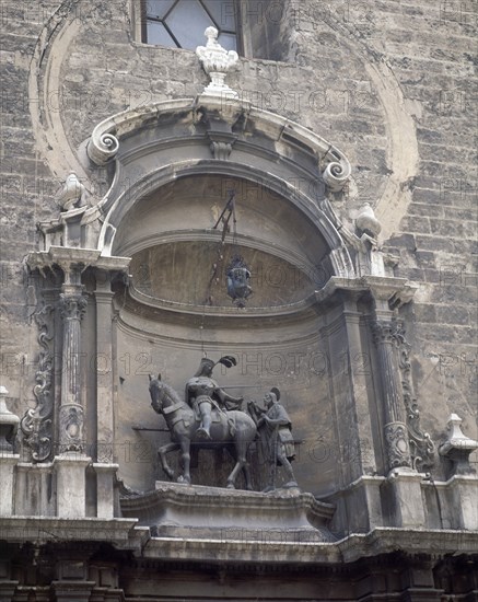 EXTERIOR- PORTADA-DET DE  SAN MARTIN Y EL POBRE- 1494- BRONCE
VALENCIA, IGLESIA DE SAN MARTIN
VALENCIA