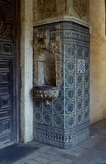 CLAUSTRO MUDEJAR - AGUAMANIL DE MOSAICO
SANTIPONCE, MONASTERIO DE SAN ISIDORO DEL CAMPO
SEVILLA

This image is not downloadable. Contact us for the high res.