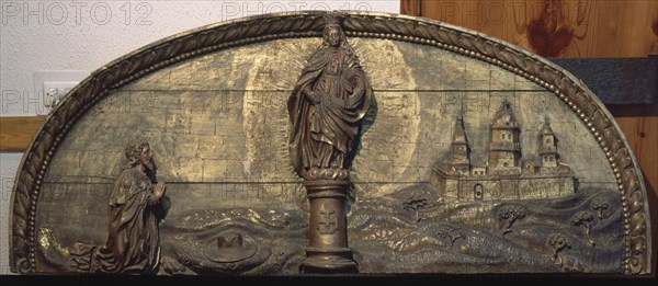 RELIEVE APARICION VIRGEN A SANTIAGO S XVII
SANTIAGO DE COMPOSTELA, CASA SACERDOTAL
CORUÑA