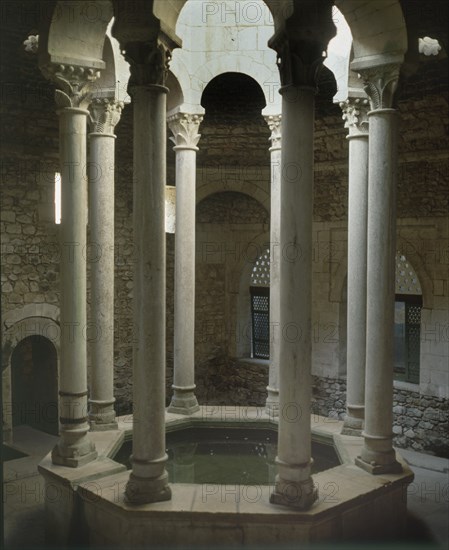 VISTAS DEL INTERIOR
GERONA, BAÑOS ARABES
GERONA