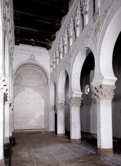 INTERIOR-CAPILLA DE LA CABECERA-ARCOS HERRADU
TOLEDO, SINAGOGA STA MARIA LA BLANCA
TOLEDO