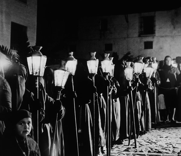PEREIRA EDUARDO
FOTOGRAFIA-PROCESION DE MUJERES
JEREZ DE LA FRONTERA, EXTERIOR
CADIZ
This image is not downloadable. Contact us for the high res.