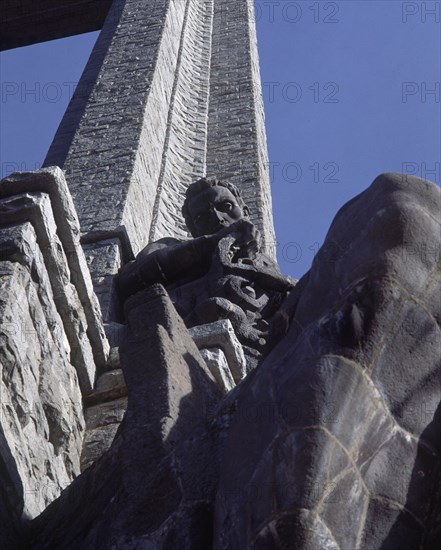 DET-VIRTUD Y PIERNA DE S MATEO
CUELGAMUROS, VALLE DE LOS CAIDOS
MADRID
