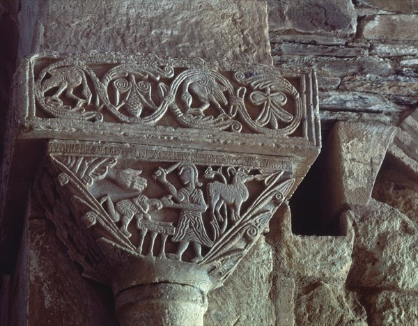 CAPITEL SACRIFICIO DE ISAAC-VISIGODO SIGLO VII
PROVINCIA, IGLESIA DE SAN PEDRO NAVE
ZAMORA