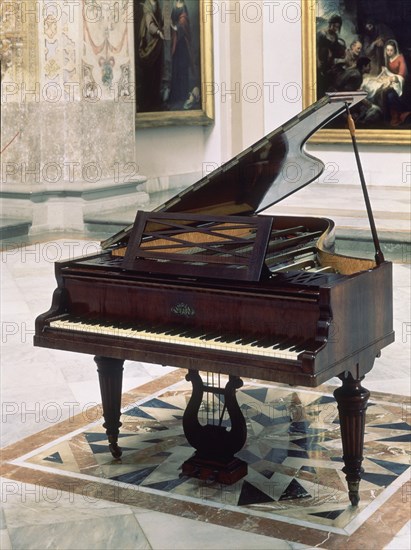 PIANO - SIGLO XIX
SEVILLA, MUSEO BELLAS ARTES - CONVENTO MERCEDARIAS CALZADAD
SEVILLA