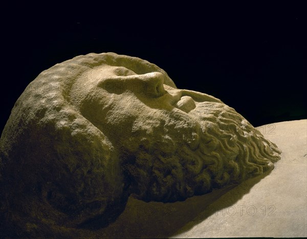 SARCOFAGO ANTROPOIDE MASCULINO FENICIO - S V AC-PROCEDENTE DE PUNTA DE VACA-DET DE LA CABEZA
CADIZ, MUSEO ARQUEOLOGICO Y BB ARTES
CADIZ
This image is not downloadable. Contact us for the high res.