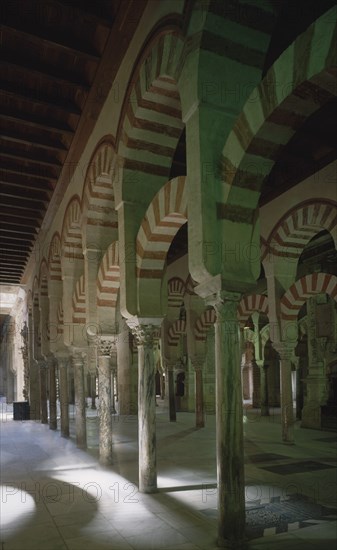 NAVE DE AL-HAKAN II TOMADA DESDE CAMARA DE LIMOSNAS
CORDOBA, MEZQUITA
CORDOBA

This image is not downloadable. Contact us for the high res.