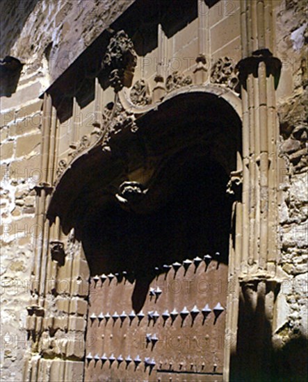 EXTERIOR-FACHADA SUR PUERTA GOTICA FIN SG XV DEL PERDON
BAEZA, CATEDRAL
JAEN