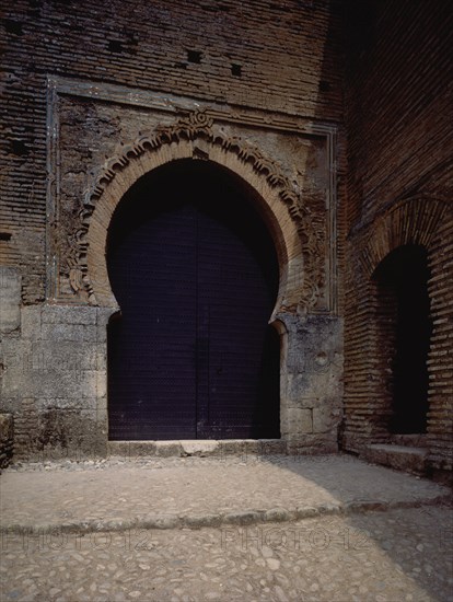 PUERTA DE LAS ARMAS
GRANADA, ALHAMBRA-ALCAZABA
GRANADA
This image is not downloadable. Contact us for the high res.