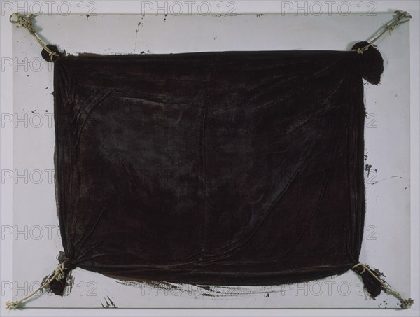 TAPIES ANTONI 1923-
TOILE MARRON TENDE 1970 - TECNIVA MIXTA
VALENCIA, IVAM
VALENCIA

This image is not downloadable. Contact us for the high res.