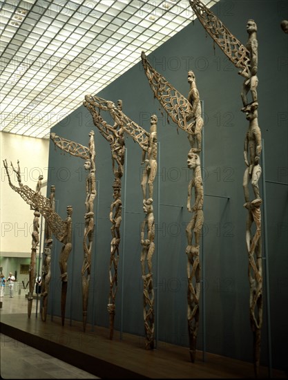 POSTE DE CEREMONIAS MBIS DE NUEVA GUINEA
NUEVA YORK, MUSEO METROPOLITANO
EEUU