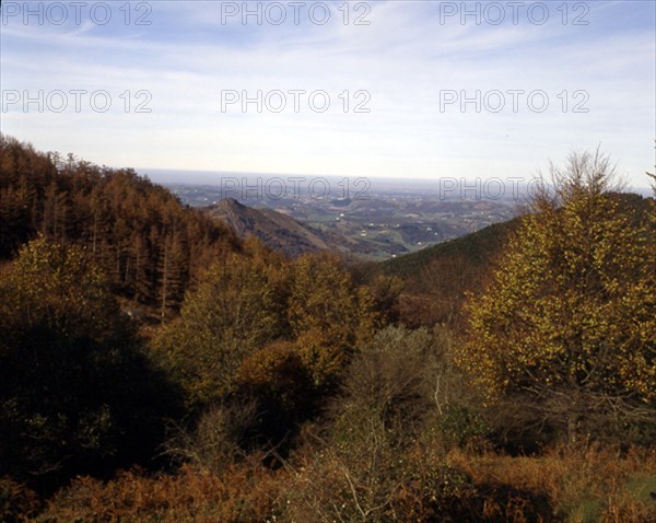 VISTA DE FRANCIA DESDE EL VALLE DE BAZTAN
BAZTAN VALLE, EXTERIOR
NAVARRA